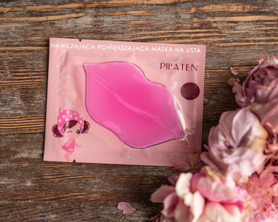 Prezenty dla Mamy Zestawy kosmetyczne  pomysł na prezent dla Mamy na urodziny małe pudełko z masażerem do twarzy  5