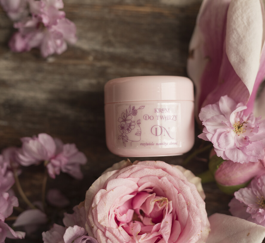 Prezenty dla Mamy Zestawy kosmetyczne   Najpiękniejszy Prezent na dzien Mamy Zestaw Kosmetyków Naturalnych w Sercu7