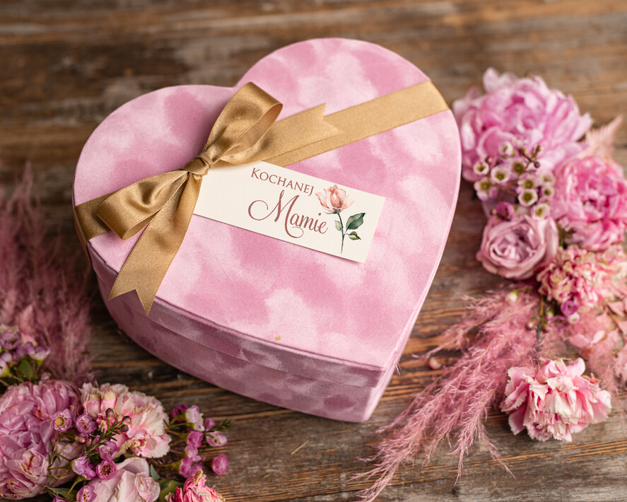 Prezenty dla Mamy Zestawy kosmetyczne  pomysł na prezent na dzień Matki-zestaw kosmetyków świeca do masażu dla Mamy na urodziny  kosmetyki naturalne3