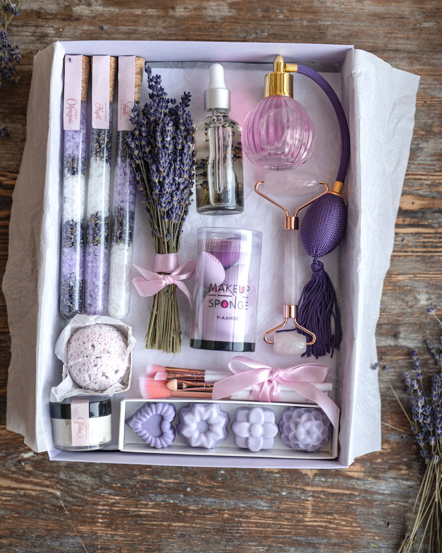 Prezenty dla Mamy Zestawy kosmetyczne  wspaniały prezent z okazji dnia mamy idealny prezent urodzinowy zestaw kosmetyków dla Mamy 1