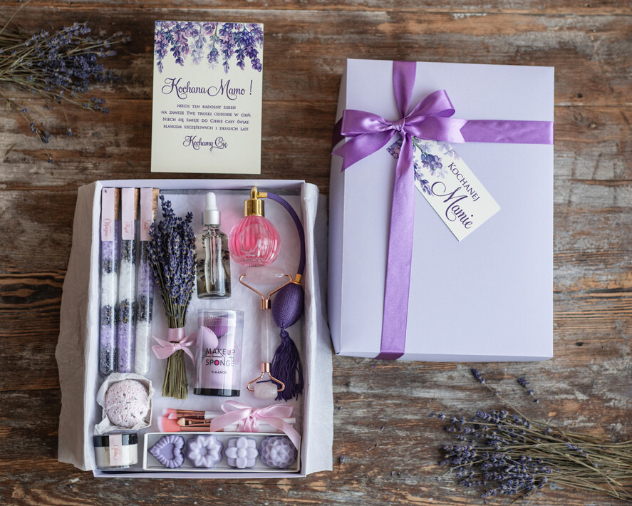 Prezenty dla Mamy Zestawy kosmetyczne  wspaniały prezent z okazji dnia mamy idealny prezent urodzinowy zestaw kosmetyków dla Mamy 0