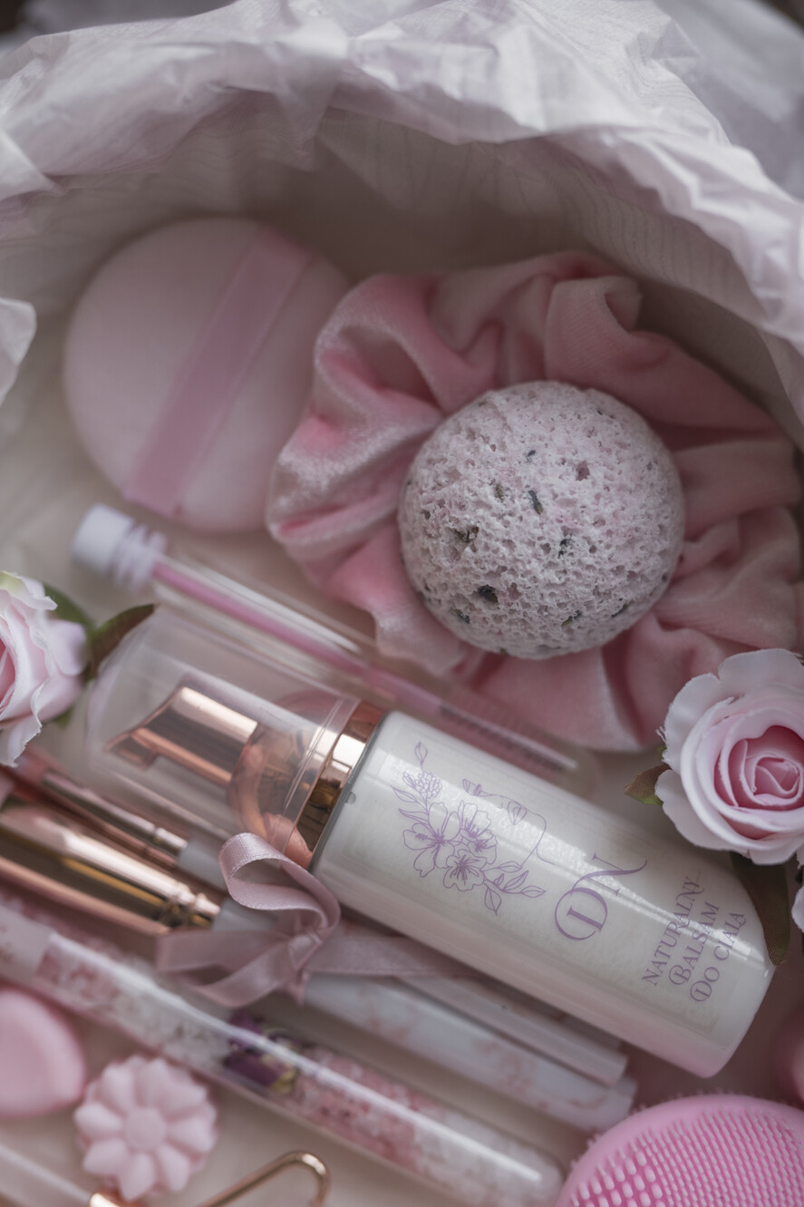 Prezenty dla Mamy Zestawy kosmetyczne   Najpiękniejszy Prezent na dzien Mamy Zestaw Kosmetyków Naturalnych w Sercu5