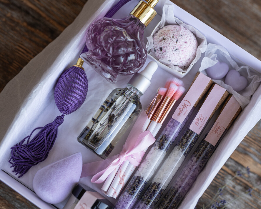 Prezenty dla Mamy Zestawy kosmetyczne  pomysł na prezent urodzinowy dla Mamy sole do kąpieli flakonik na perfumy prezent na dzień Matki   4