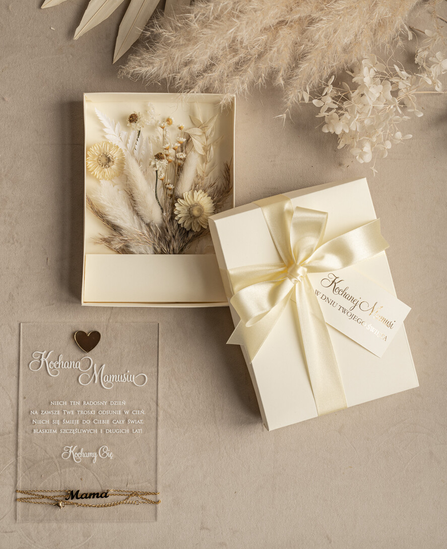 Prezenty dla Mamy biżuteria, pudełka, szkatułki na biżuterie  eleganckie pudełko z kwiatami i życzeniami dla Mamy, flower box, prezent dla Mamy, pudełko z kwiatami dla Mamy, pomysł na prezent na dzień Mamy7