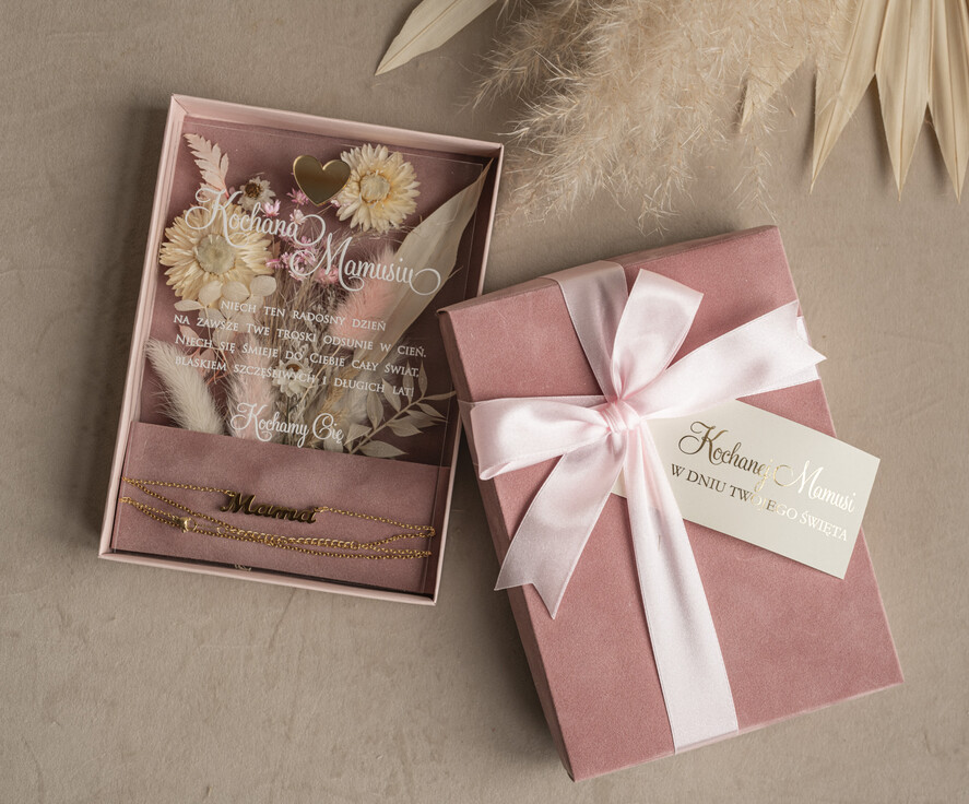Prezenty dla Mamy biżuteria, pudełka, szkatułki na biżuterie  welurowe pudełko z kwiatami i życzeniami dla Mamy, flower box, prezent dla Mamy, pudełko z kwiatami dla Mamy, pomysł na prezent na dzień Mamy3