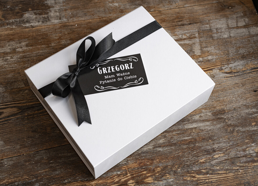 Prezenty dla świadków boxy prezentowe dla Świadka  pudełko prezentowe dla świadka czy zostaniesz moim świadkiem, etykieta na butelkę, GIFTBOXB DLA ŚWIADKA ZE SPINKAMI I PIERSIÓWKĄ, prezent dla świadka2