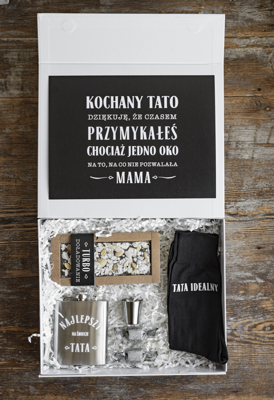 Prezenty dla Taty dzien ojca zestawy dla Taty pomysł na prezent dla Taty na urodziny, zestaw prezentowy na dzień Ojca, skarpetki z dedykacją dla Taty, fajne pomysły na prezent dla Taty, personalizowane prezenty1