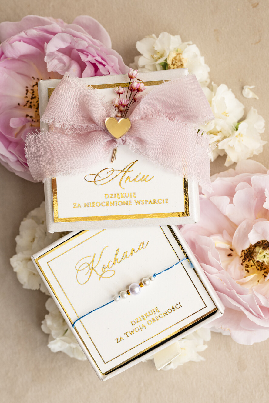 Prezenty dla świadków bransoletki i biżuteria dla świadkowej  Podziękowanie prezent dla świadkowej bransoletka z perłą- Bransoletka szczęścia w ozdobnym pudełeczku2