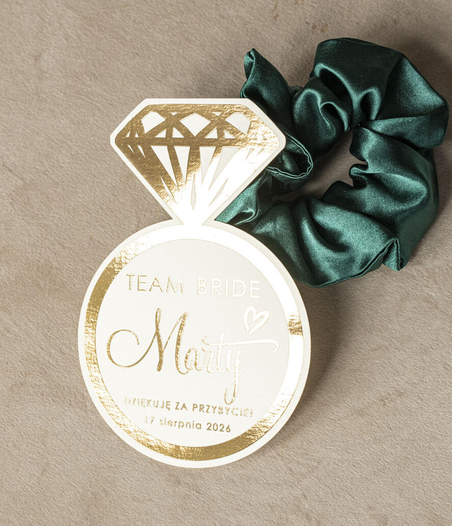 wieczór Panieński podziękowania za wieczór panieński satynowa gumka do włosów prezent na wieczór panieński, Scrunchies podziękowania za wieczór panieński, upominek dla przyjaciółek na wieczorze panieńskim 1