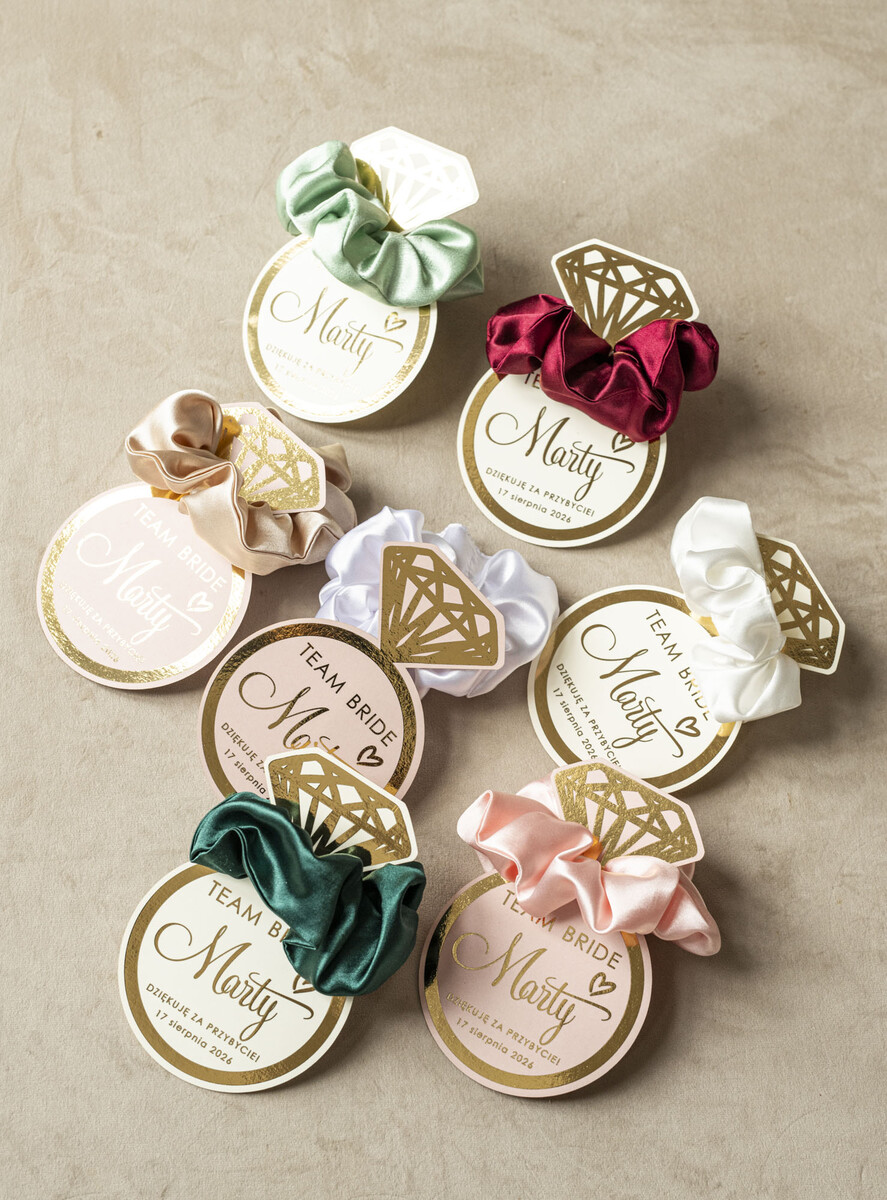 wieczór Panieński podziękowania za wieczór panieński satynowa gumka do włosów prezent na wieczór panieński, Scrunchies podziękowania za wieczór panieński, upominek dla przyjaciółek na wieczorze panieńskim 3