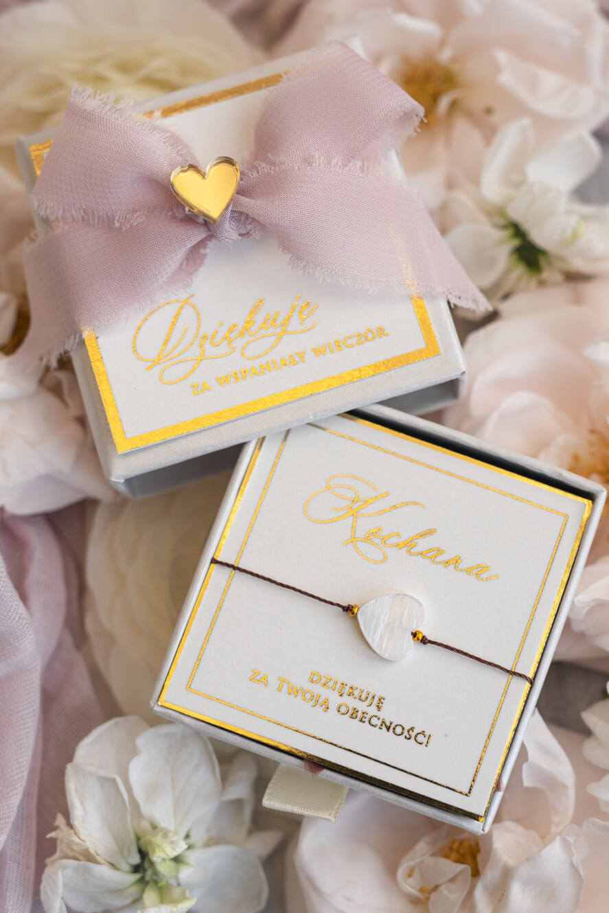 wieczór Panieński podziękowania za wieczór panieński podziękowanie za wieczór panieński- bransoletka z serduszkiem z masy perłowej Bransoletki dla Twojego Team Bride0