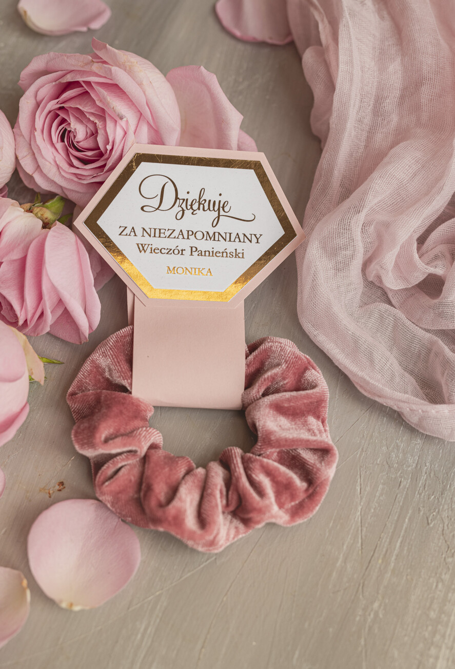 wieczór Panieński podziękowania za wieczór panieński gumka do włosów prezent na wieczór panieński, Scrunchies podziękowania za wieczór panieński, upominek dla przyjaciółek na wieczorze panieńskim 1