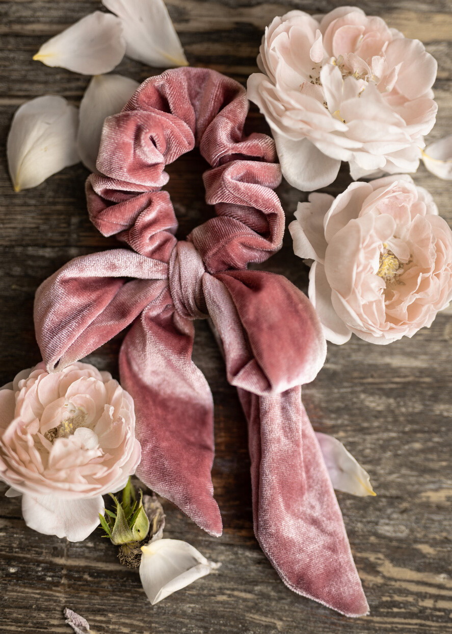 wieczór Panieński zestawy podziekowania na wieczór panieński Zestaw na wieczór Panieński  - Drużyna Panny Młodej Koszulka ze Złotym Napisem - T-Shirt Złote litery - zapakowany z bilecikiem3