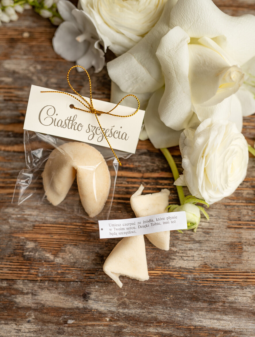Prezenty dla świadków podziękowania dla świadkowej pomysł na prezent dla świadkowej małe pudełeczko ze słodkościami 3