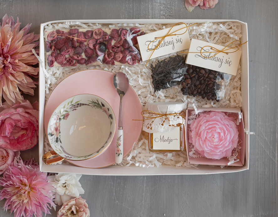 Prezenty dla świadków podziękowania dla świadkowej fajne pomysły na podziękowania dla świadkowej podziękowanie za świadkowanie od młodej pary, box prezentowy dla świadkowej, prezent dla druhny1