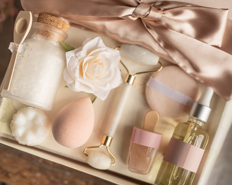 Prezenty dla świadków podziękowania dla świadkowej satynowy szlafrok dla świadkowej z napisem, Ślubne podziękowanie za świadkowanie pomysł na prezent dla świadkowej lub druhny3