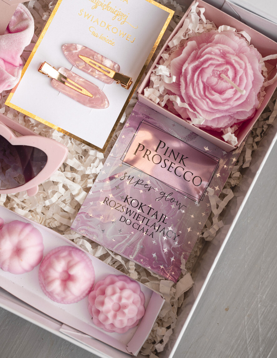 Prezenty dla świadków podziękowania dla świadkowej oryginalny prezent dla świadkowej, pomysł na podziękowanie za świadkowanie, prezent dla świadkowej zestaw kosmetyków, box prezentowy dla świadkowej i druhny3