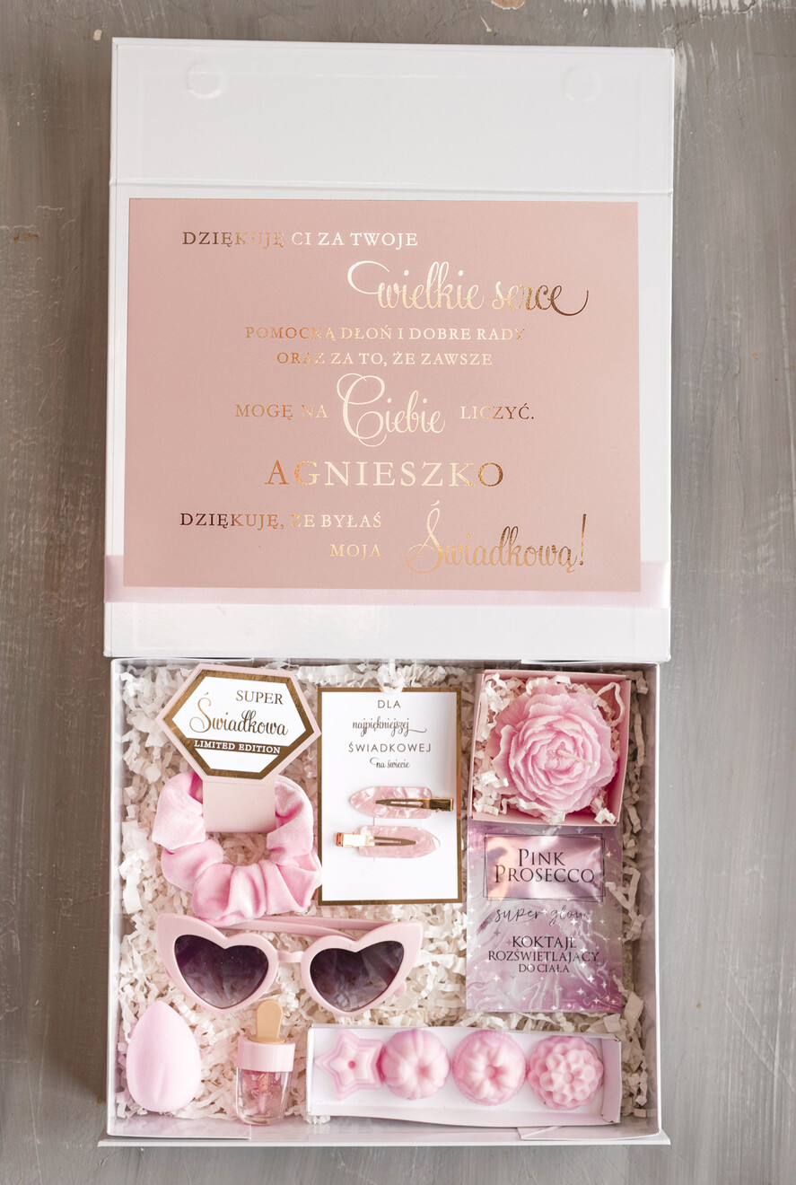 Prezenty dla świadków podziękowania dla świadkowej oryginalny prezent dla świadkowej, pomysł na podziękowanie za świadkowanie, prezent dla świadkowej zestaw kosmetyków, box prezentowy dla świadkowej i druhny0