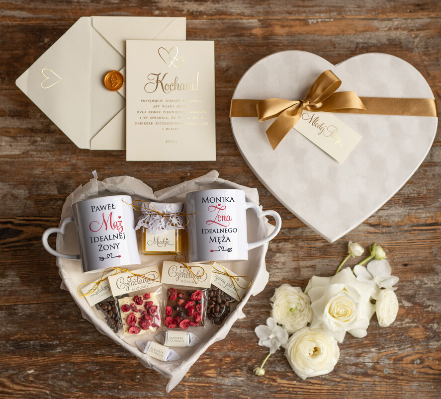  Prezenty dla Młodej Pary  Zestawy z Filiżanką lub Kubkiem kubki z nadrukiem prezent dla Pary Młodej box prezentowy pomysł na prezent 0