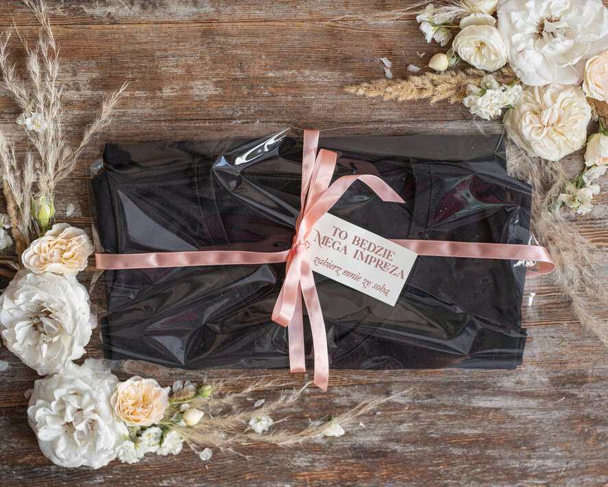 Prezenty dla Panny Młodej  Koszulka na Wieczór panieński  Koszulka z Napisem na Wieczór Panieński T-shirt Prezent dla Świadkowej1