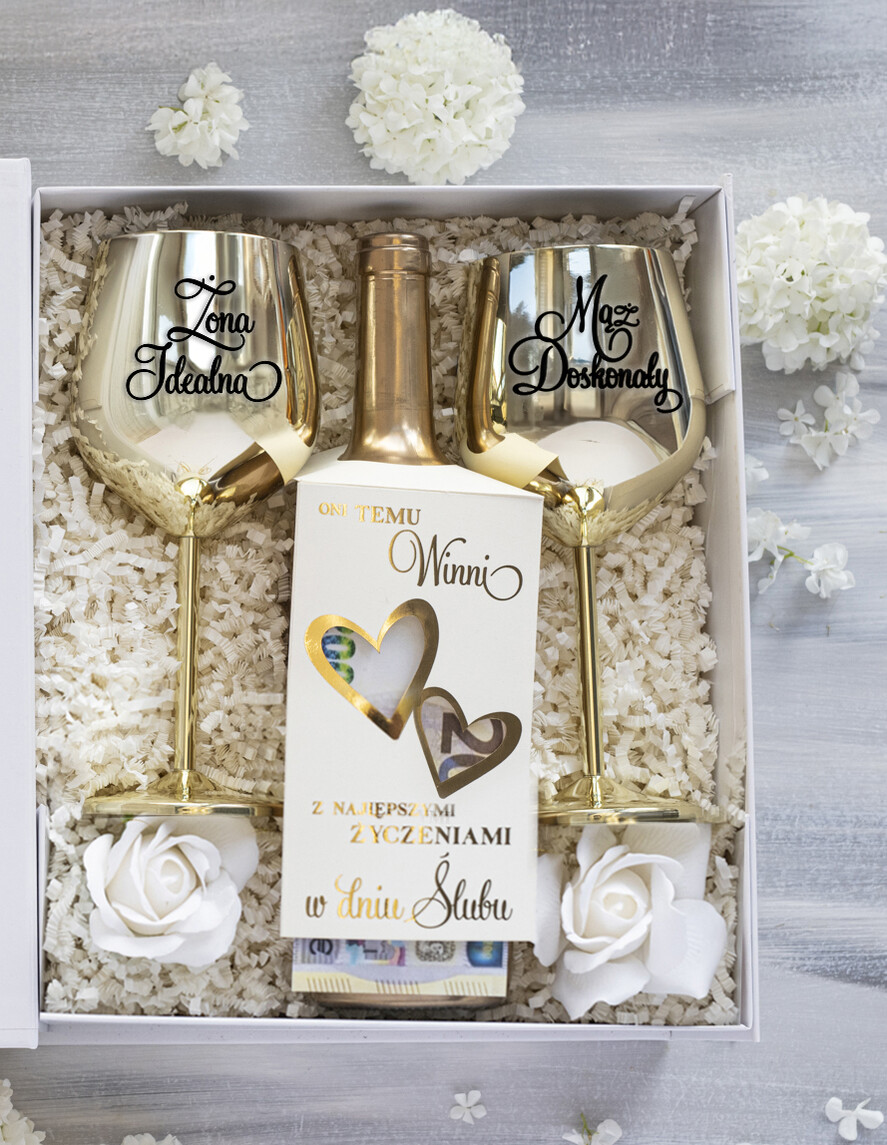  Prezenty dla Młodej Pary  zestawy i akcesoria do wina i drinków prezent z okazji ślubu dla Młodej Pary, w co zapakować pieniądze dla nowożeńców, pamiatka ślubu, upominek dla męża i żony2