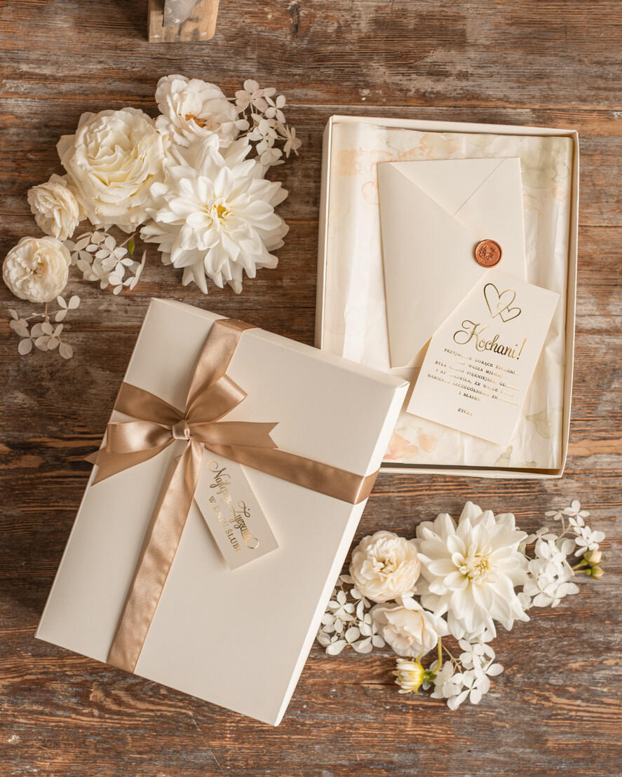  Prezenty dla Młodej Pary  zestawy i akcesoria do wina i drinków pomysły na prezenty z okazji ślubu dla Młodej Pary, Co dla nowożeńcom zamiast kwiatów, kieliszki dla Młodej Pary, kieliszki Mąż Żona3