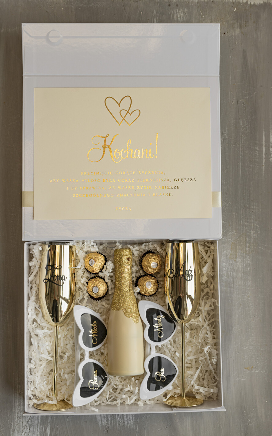  Prezenty dla Młodej Pary  zestawy i akcesoria do wina i drinków Pomysłowy prezent na ślub dla Młodej Pary, pomysły jak dać pieniądze dla nowożeńców zestaw prezentowy dla Pary Młodej5