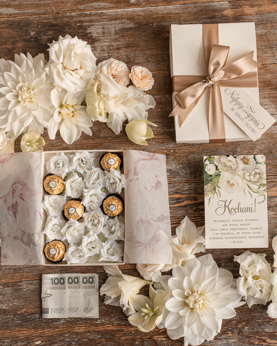  Prezenty dla Młodej Pary  Skarbonki, skrzynki na klucze, pudełka na pieniądze   Pomysłowe prezenty na ślub dla Pary Młodej1