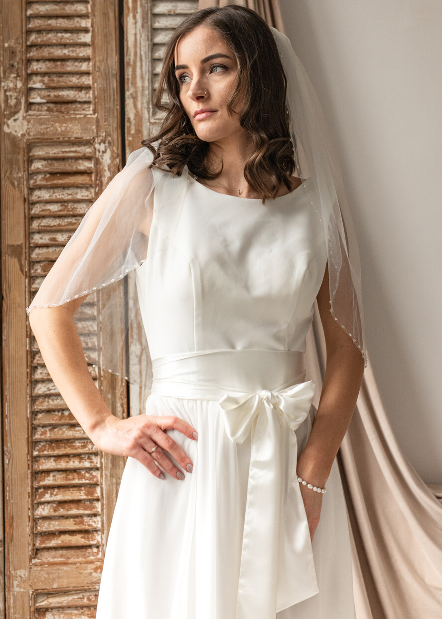 Panna Młoda  Welony welon ślubny wykończony delikatnymi koralikami, welon dla panny młodej wykończony perełkami1