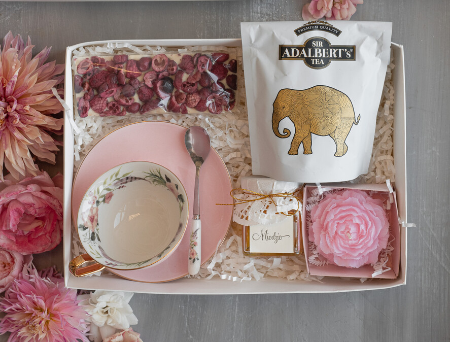 Prezenty, Podziękowania dla Mamy  zestawy z kubkiem lub filiżanką   Co kupić Mamie w prezencie na podziękowanie na weselu, fajne pomysły na prezent dla Mamy, podziękowanie dla Mamy na weselu, box prezentowy dla mamy, zestawy prezentowe dla Mamy1