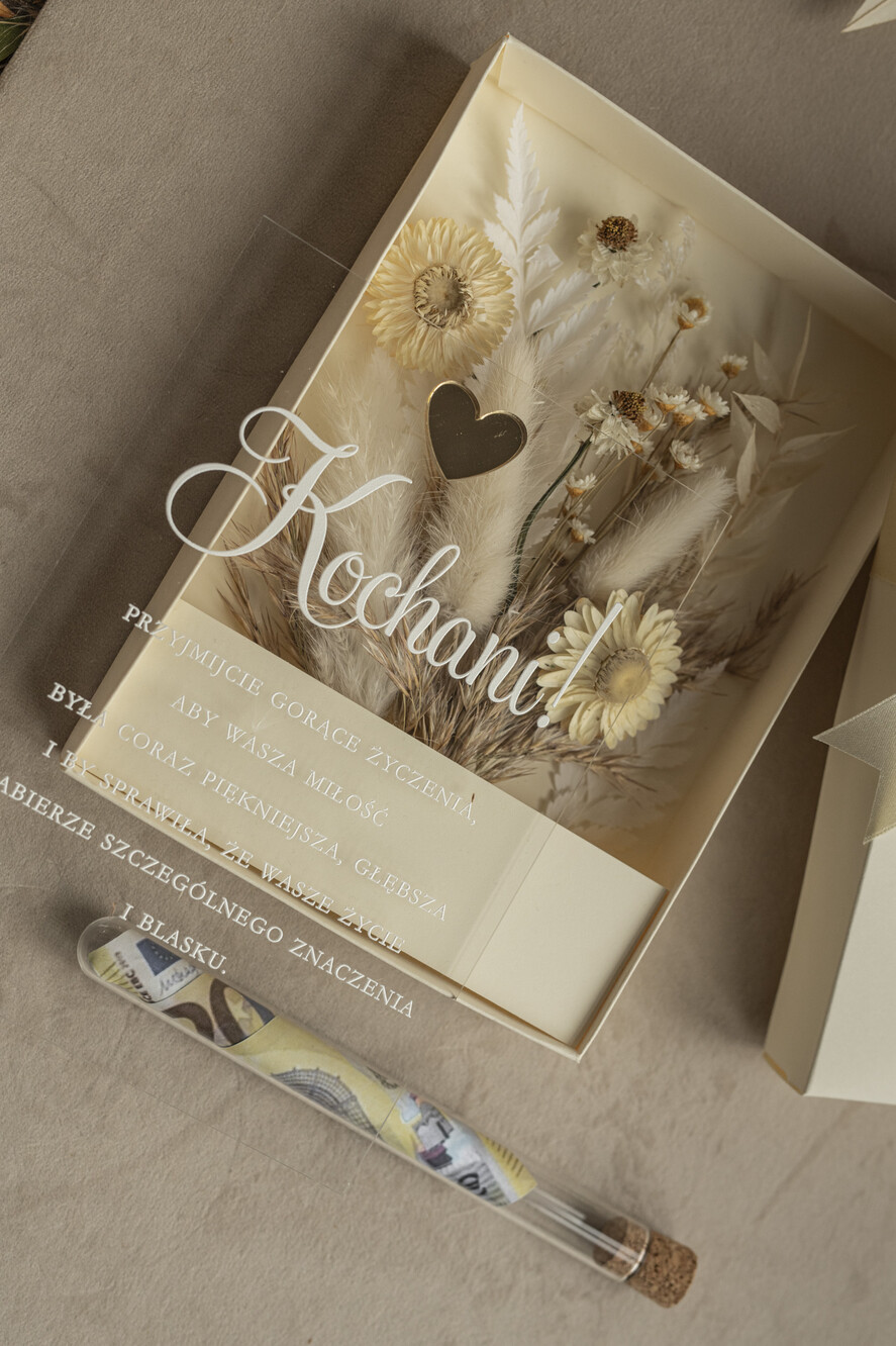  Prezenty dla Młodej Pary  flowerbox, kartki z życzeniami, pudełka na prezenty Welurowe pudełko na pieniądze dla Młodej Pary, Pamiątka Ślubu wraz z zyczeniami pudełko na pieniądze dla Nowożeńców, pleksowa kartka z życzeniami1