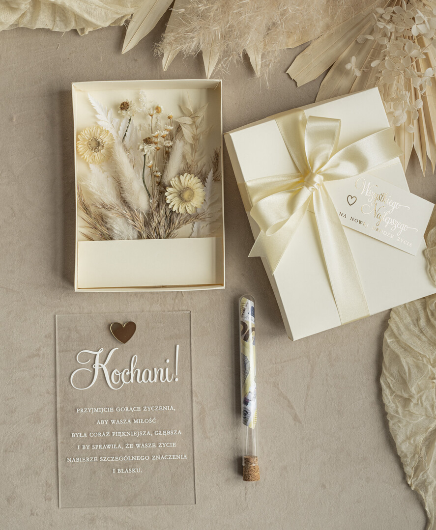  Prezenty dla Młodej Pary  flowerbox, kartki z życzeniami, pudełka na prezenty Welurowe pudełko na pieniądze dla Młodej Pary, Pamiątka Ślubu wraz z zyczeniami pudełko na pieniądze dla Nowożeńców, pleksowa kartka z życzeniami17