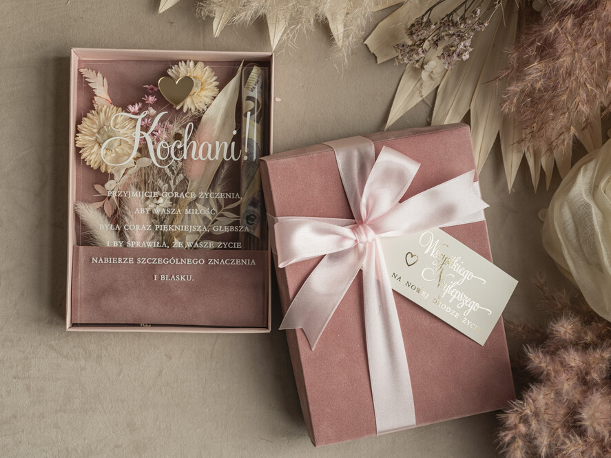  Prezenty dla Młodej Pary  flowerbox, kartki z życzeniami, pudełka na prezenty Welurowe pudełko na pieniądze dla Młodej Pary, Pamiątka Ślubu wraz z zyczeniami pudełko na pieniądze dla Nowożeńców, pleksowa kartka z życzeniami5