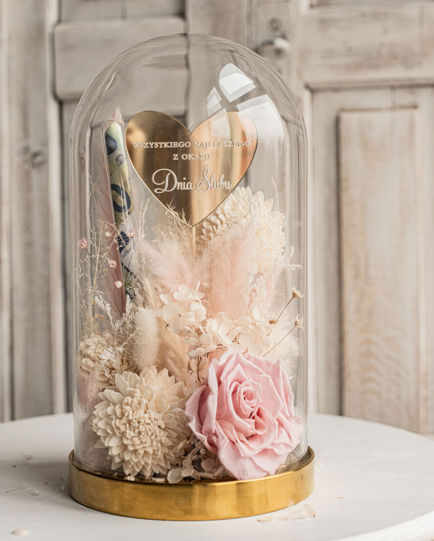  Prezenty dla Młodej Pary  flowerbox, kartki z życzeniami, pudełka na prezenty Pomysł na prezent ślubny dla Młodej Pary, pomysł na wręczenie pieniędzy Młodej Parze, co zamiast kwiatów fiolka na pieniądze, kwiaty w szkle, suszone kwiaty w kopule7