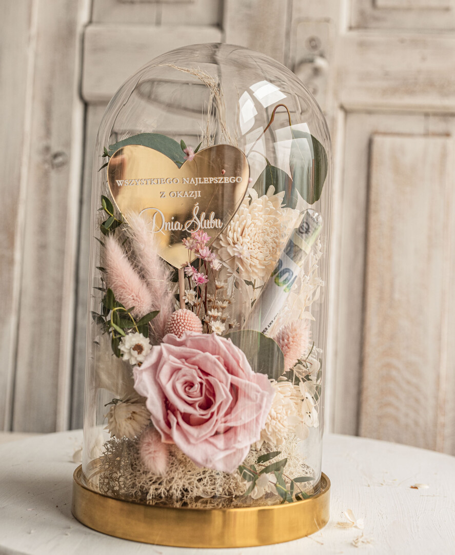  Prezenty dla Młodej Pary  flowerbox, kartki z życzeniami, pudełka na prezenty prezenty z okazji ślubu dla Pary Młodej, w co zapakować pieniądze dla pary młodej, kompozycja kwiatowa w szklanej kopule, fiolka na pieniądze dla młodej pary, różowo zielony flowerbox5