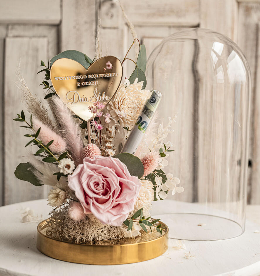  Prezenty dla Młodej Pary  flowerbox, kartki z życzeniami, pudełka na prezenty prezenty z okazji ślubu dla Pary Młodej, w co zapakować pieniądze dla pary młodej, kompozycja kwiatowa w szklanej kopule, fiolka na pieniądze dla młodej pary, różowo zielony flowerbox6