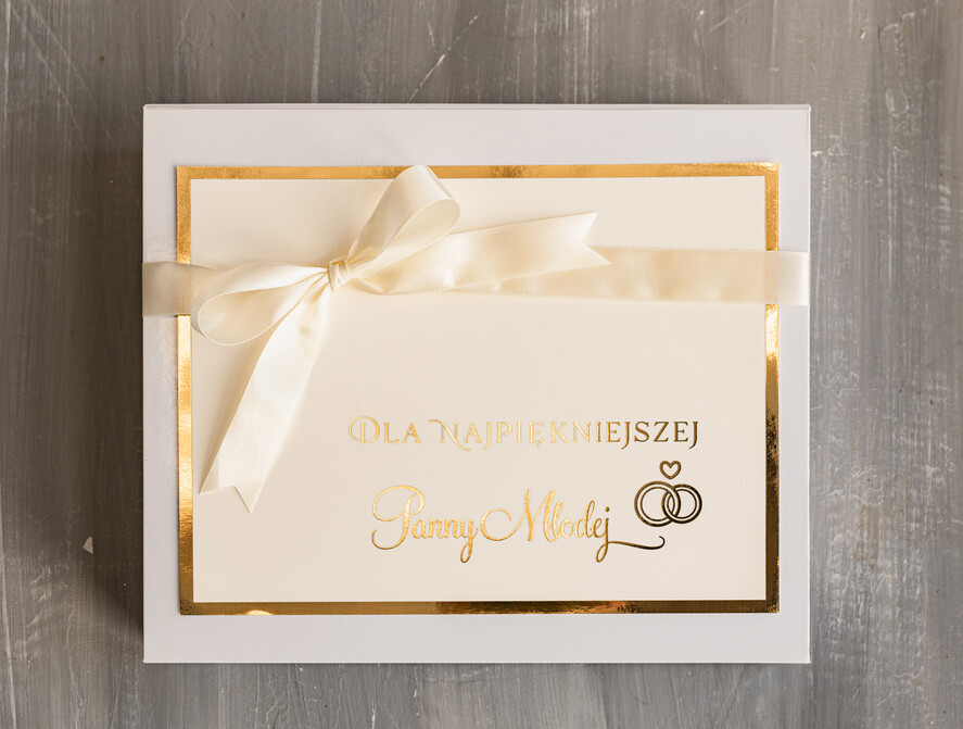 Prezenty dla Panny Młodej  zestawy w ozdobnych pudełkach  Gotowy Zapakowany Prezent dla Panny Młodej mydlane róże do kąpieli, elegancki prezent dla Panny Młodej7