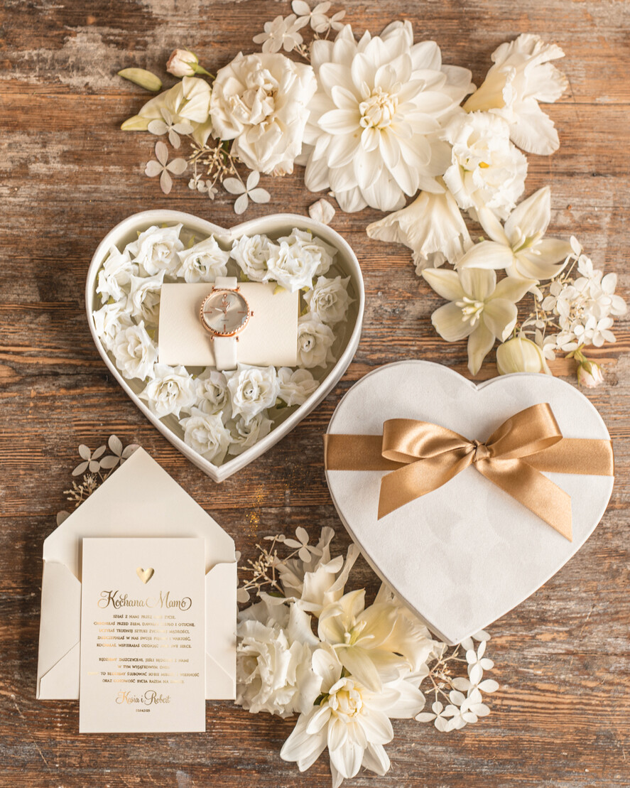 Prezenty, Podziękowania dla Mamy  pudełka na prezenty, słodkości, bransoletki  podziękowanie dla Mamy od Pary Młodej0