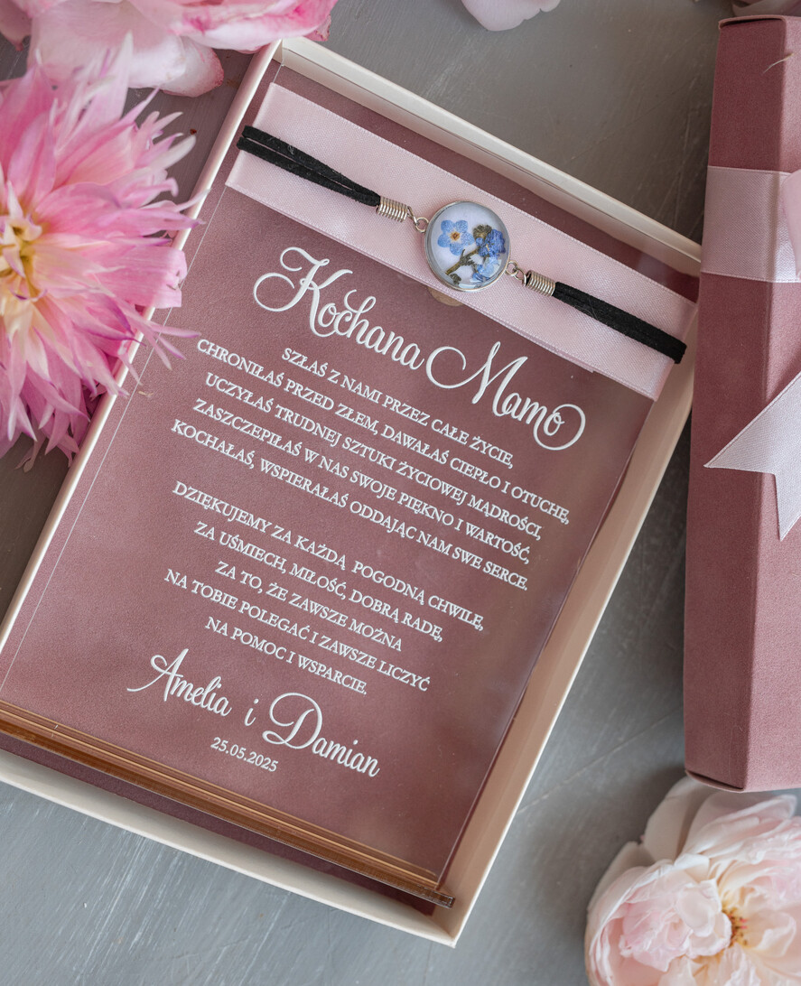 Prezenty, Podziękowania dla Mamy  pudełka na prezenty, słodkości, bransoletki  Elegancki prezent dla Mamy, bransoletka z niezapominajką, wyjątkowy prezent na podziękowanie dla Mamy, prezent dla Mamy po ślubie, ślubne podziękowanie dla Mamy 5