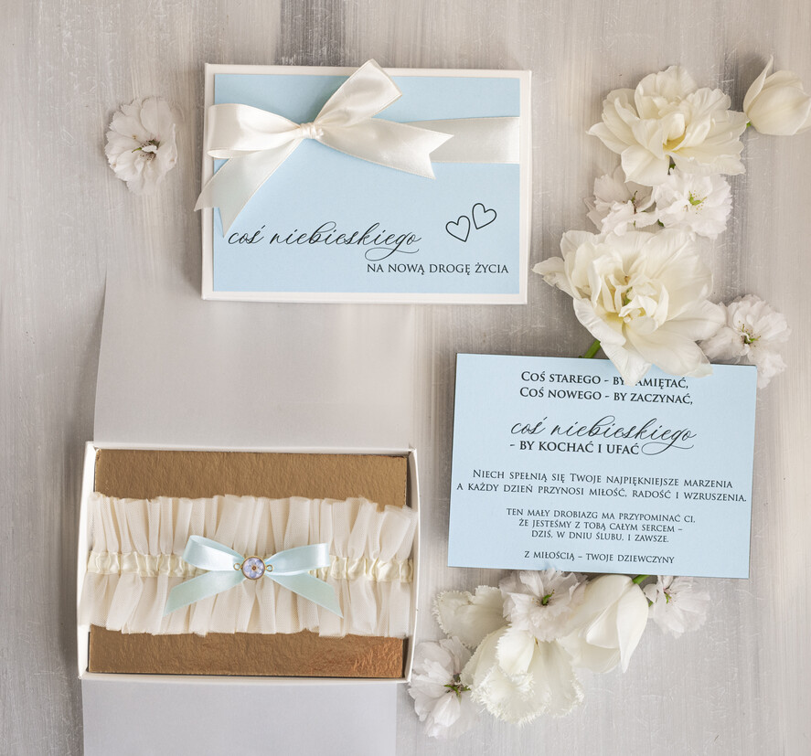 Prezenty dla Panny Młodej  podwiązki ślubne  Prezent dla Panny Młodej od Świadkowej, zestaw prezentowy na panieński, cos niebieskiego podwiązka ślubna0