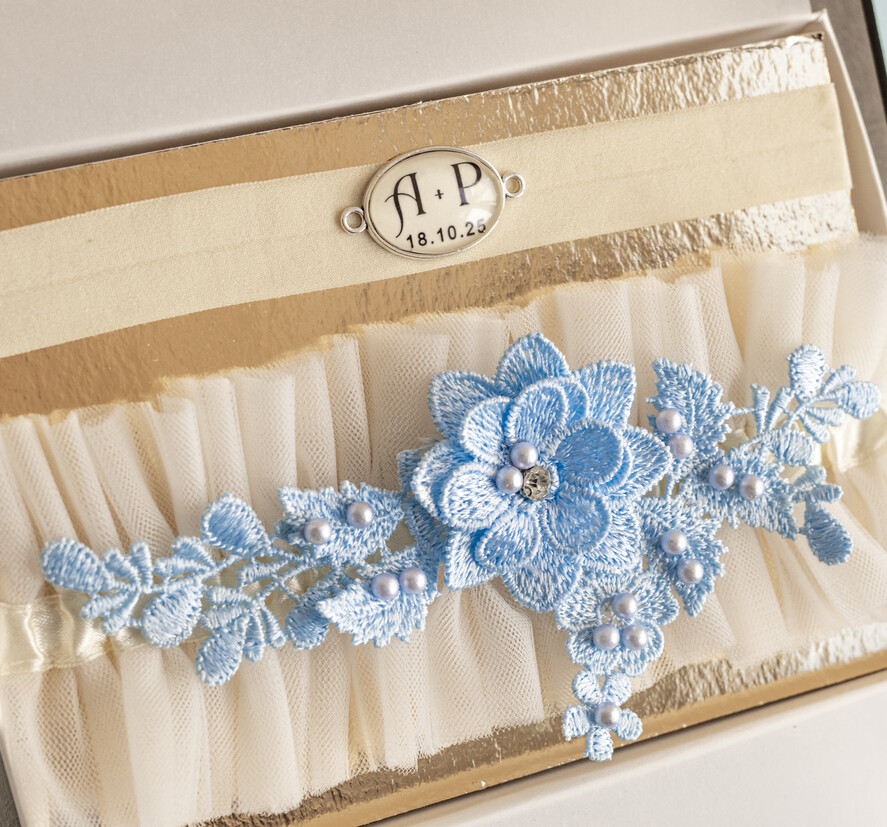 Prezenty dla Panny Młodej  podwiązki ślubne  Prezent dla Panny Młodej od Świadkowej, zestaw prezentowy na panieński, cos niebieskiego podwiązka ślubna3