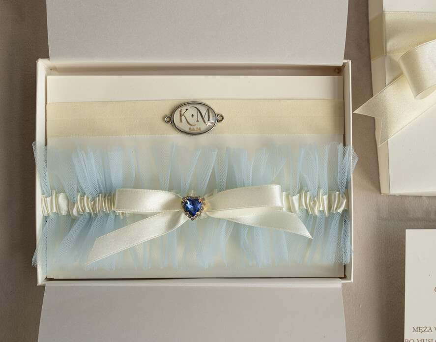 Prezenty dla Panny Młodej  podwiązki ślubne  Prezent dla Panny Młodej od Mamy, zestaw prezentowy na panieński, podwiązka dla Panny Młodej3