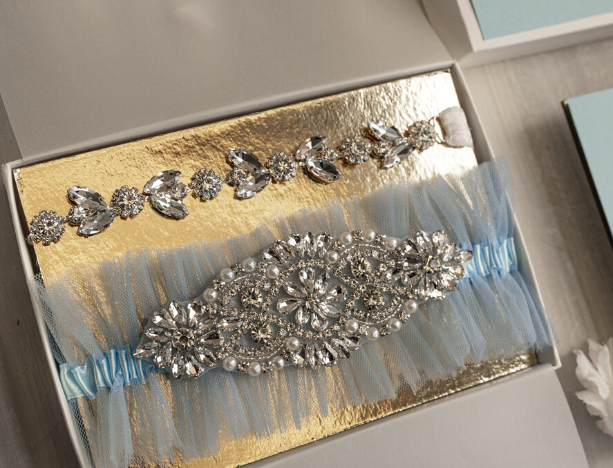 Prezenty dla Panny Młodej  podwiązki ślubne  Prezent dla Panny Młodej od Świadkowej, zestaw prezentowy na panieński, cos niebieskiego podwiązka ślubna2