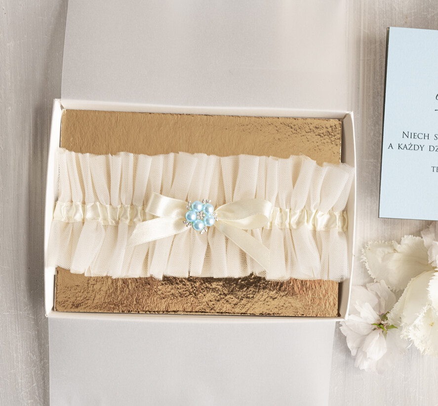 Prezenty dla Panny Młodej  podwiązki ślubne  Prezent dla Panny Młodej od Świadkowej, zestaw prezentowy na panieński, cos niebieskiego podwiązka ślubna1
