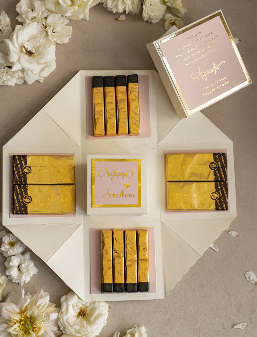 Prezenty dla świadków zestawy słodkości pudełka na prezenty Bombonierka exploding box - podziękowanie- dla świadkowej z bransoletką- czekoladki dla świadkowej - podziękowanie za świadkowanie 8