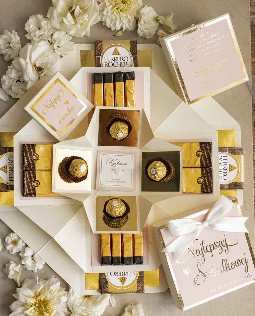 Prezenty dla świadków zestawy słodkości pudełka na prezenty Bombonierka exploding box - podziękowanie- dla świadkowej z bransoletką- czekoladki dla świadkowej - podziękowanie za świadkowanie 11