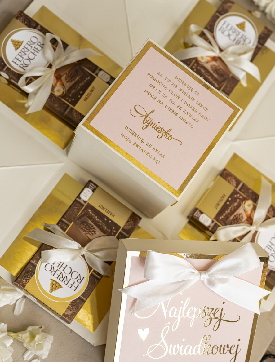 Prezenty dla świadków zestawy słodkości pudełka na prezenty Bombonierka exploding box - podziękowanie- dla świadkowej z bransoletką- czekoladki dla świadkowej - podziękowanie za świadkowanie 5