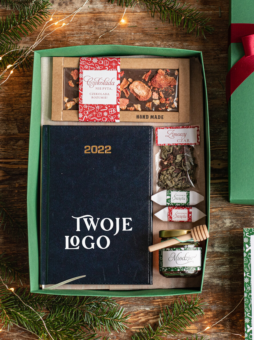 Prezenty oferta dla Firm kalendarze  prezent na swieta dla firm, kalendarz książkowy A5 dzienny z logo Prezenty firmowe dla Klientów, Upominek biznesowy1