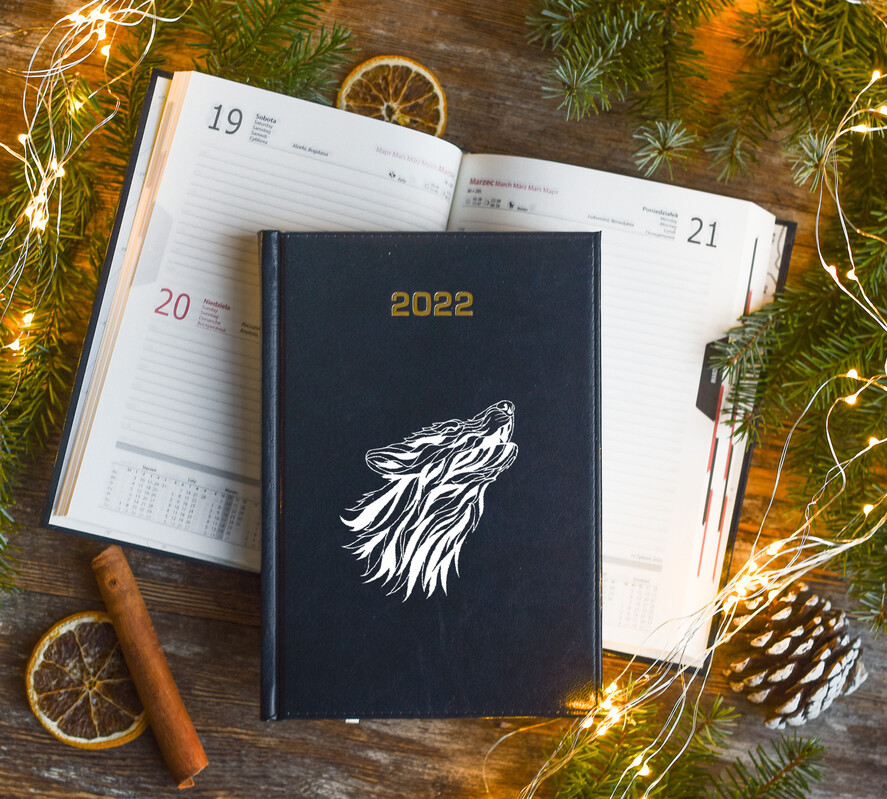 prezenty dla niego kalendarze pomysł na prezent dla faceta pod choinkę Terminarz dzienny - Kalendarz z nadrukiem na okladce - Twoj nadruk0