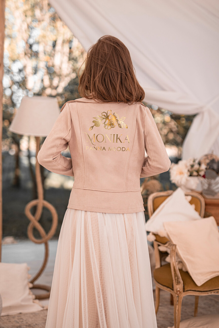 Panna Młoda  naklejki  złota naklejka na szlafrok, kurtkę dla Panny Młodej, napis na sesję zdjęciową Panna Młoda, różne kolory napisów na kurtkę dla Panny Młodej0